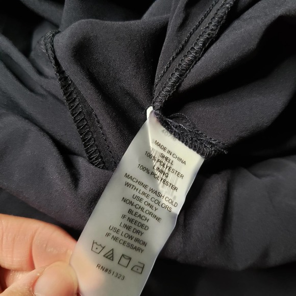 VINCE CAMUTO navy blue lace sleeveless jumpsuit 6 - Picture 11 of 11